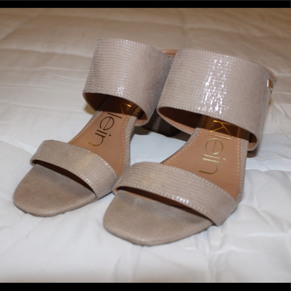 Calvin Klein “Cirella” Cream Snake Embossed Heel